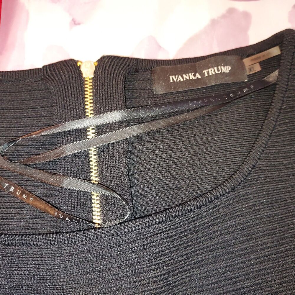 Ivanka Trump Solid Black Ribbed Textured Shirt Top size XL Minimalist Stretch - Picture 10 of 13